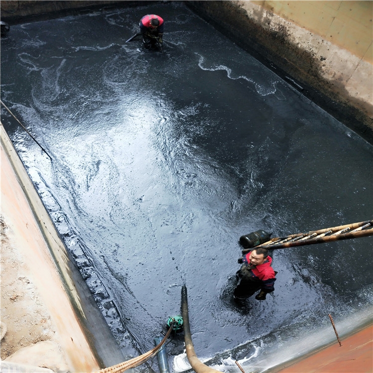 钦北废水池清理