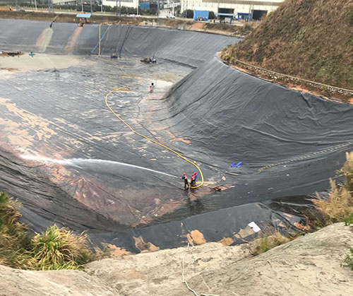钦北废水池清理